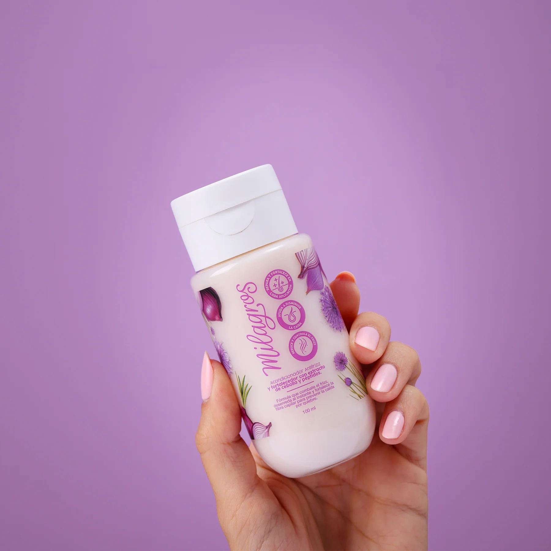 ACONDICIONADOR ANTIFRIZZ Y FORTALECEDOR CON EXTRACTO DE CEBOLLA Y PÉPTIDOS MINI 100ML